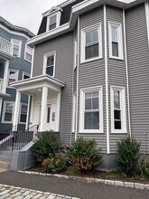 Building Photo - 755 Somerville Ave