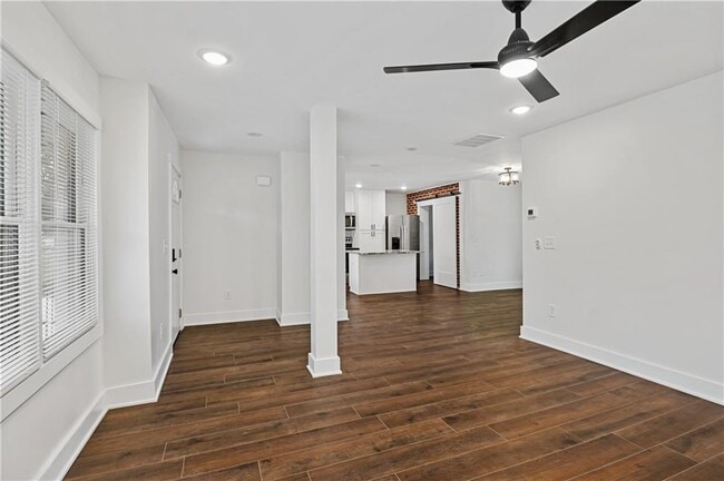 Foto del edificio - 668 Custer Ave SE
