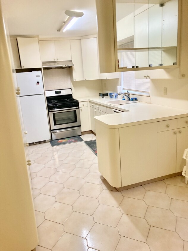 Primary Photo - 7308 Avenue M