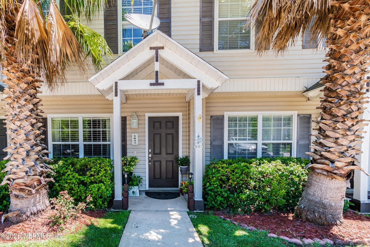 Foto principal - 1841 Lago Del Sur Drive