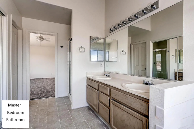 Building Photo - 5591 Crestlock Dr