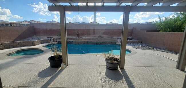 Foto del edificio - 7409 Rivermeade St
