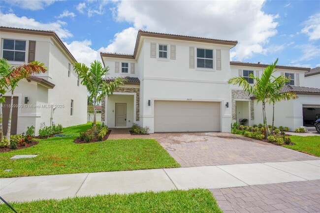 Foto del edificio - 2637 SE 24th Ct