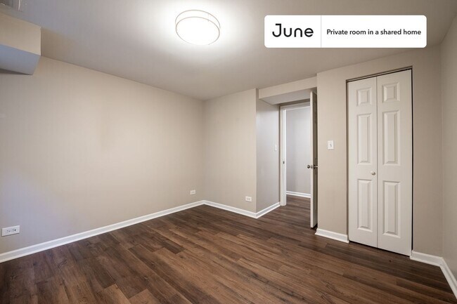 Foto del edificio - Room in Shared 5 bed/2 bath home