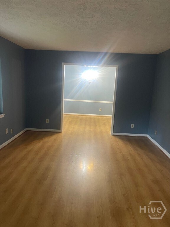 Foto del edificio - 936 Mill Ct