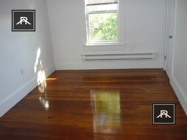 Foto del edificio - 3 bedroom in Boston MA 02125