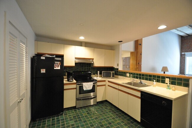 Foto del edificio - 15 Sleeper St