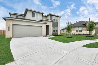 Building Photo - 3843 Pierce Pl Ln