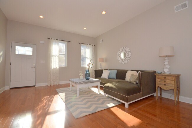 Foto del edificio - 1806 S 19th St