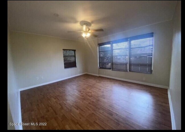 Building Photo - 175 Pinecrest St