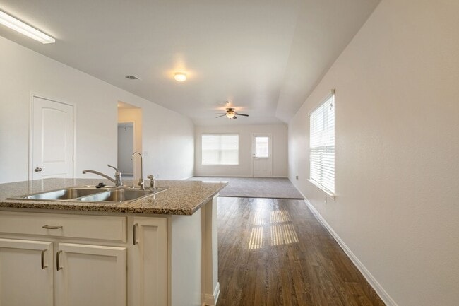 Building Photo - Delightful 4 Bedroom, 2 Bath, 1-Story Home...