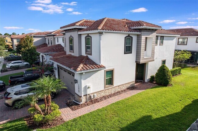 Foto del edificio - 14069 Helsby St