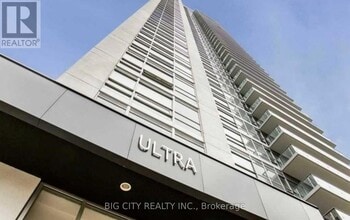 Building Photo - 2015 Sheppard Ave E