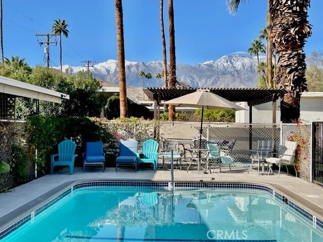 Foto del edificio - 37111 Cathedral Canyon Dr
