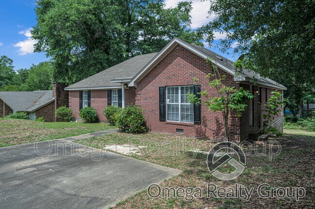 Building Photo - 107 Willow Oak Dr