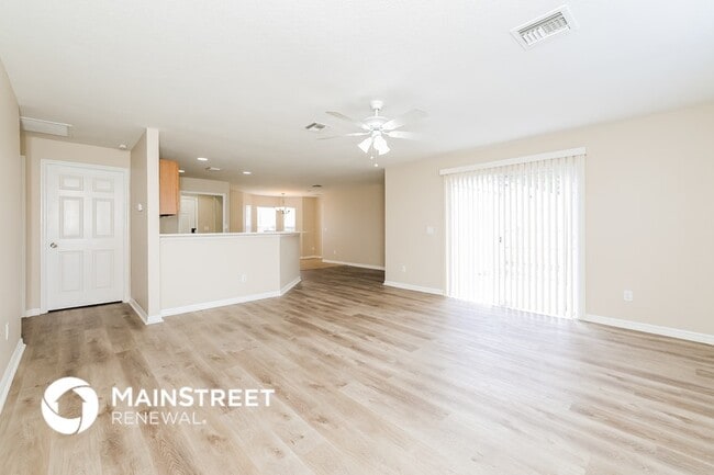 Building Photo - 480 Danube Dr