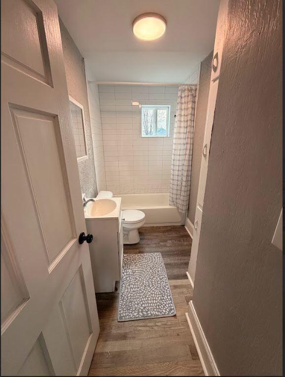 Building Photo - 621 E Gates St