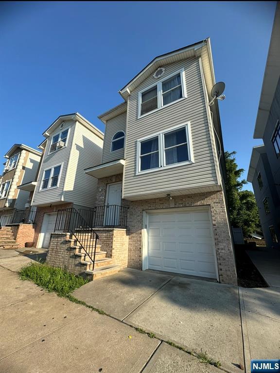 Foto principal - 120 Hamilton Ave