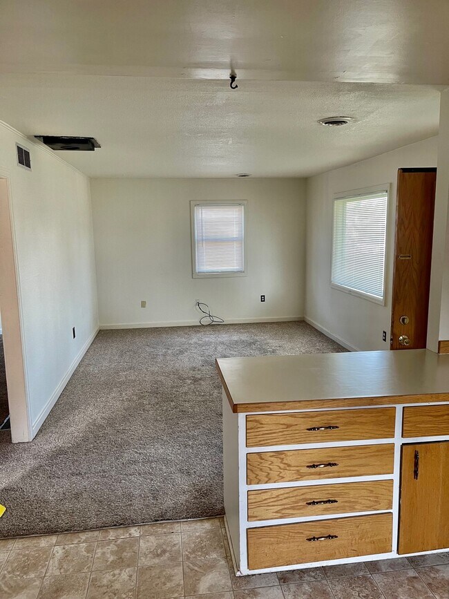 Foto del edificio - 2704 8th Ave N