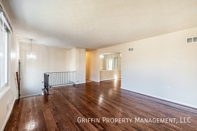 Photo - 5405 San Juan Dr House