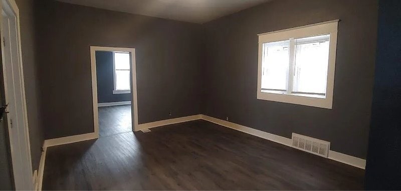 Building Photo - 2002 14th Lower