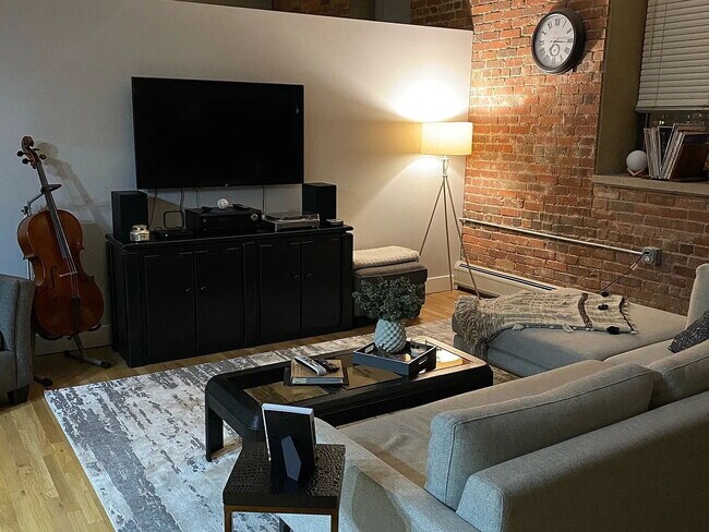 Foto del edificio - "Chic 1-Bedroom Urban Retreat in Vibrant Denver Locale!"