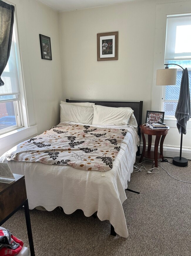 Building Photo - 53 W 7th St