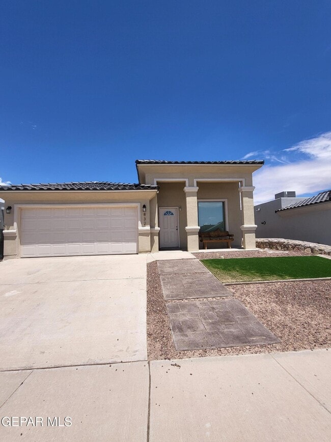 Building Photo - 832 Paseo Dulce Ave