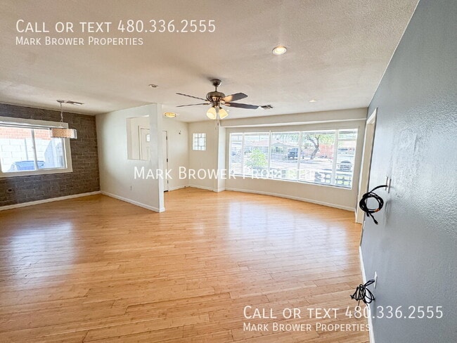 Building Photo - 1230 E Almeria Rd