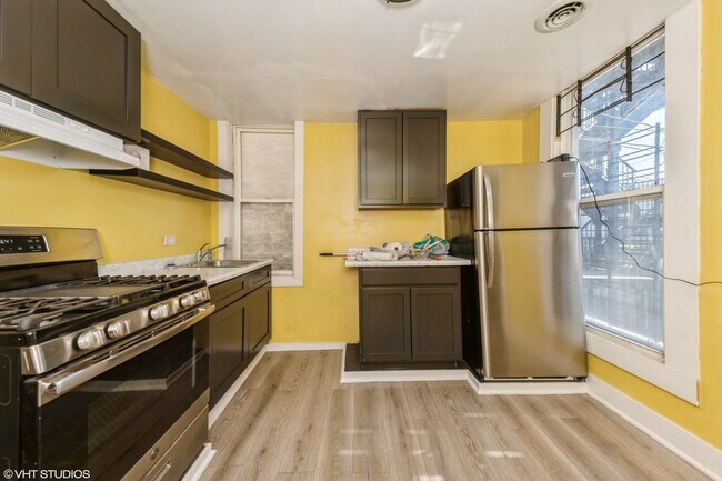 Foto del edificio - 6330 S Ellis Ave