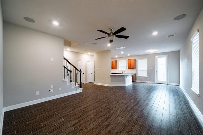 Foto del edificio - 1853 Commons Meadow Ln