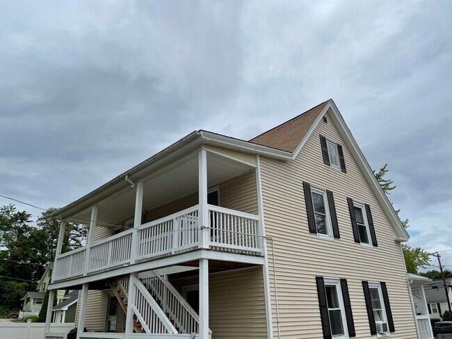 Building Photo - 232 Mast Rd