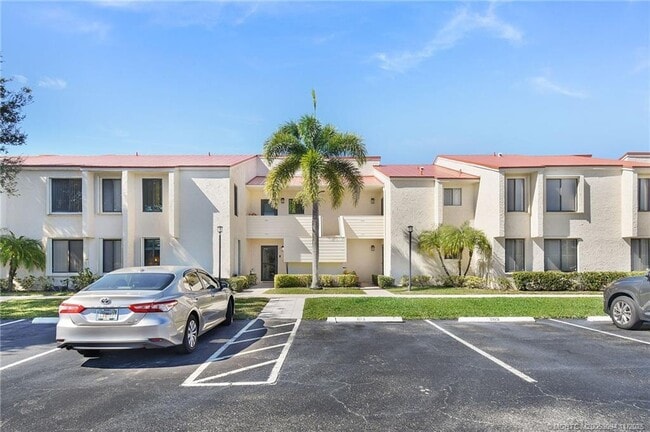 Foto del edificio - 5111 SE Miles Grant Rd