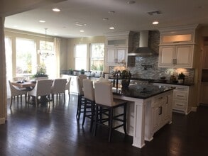 Building Photo - 7208 Santorini Way