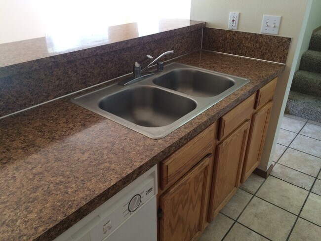 Foto del edificio - 2103 N Yellowstone