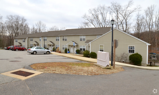 Building Photo - Norwich Woods apartments