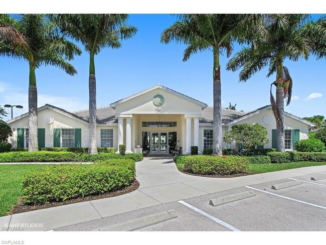 Building Photo - 15022 Sea Crest Blvd