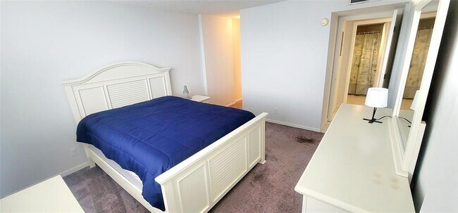 Foto del edificio - 1009 N Ocean Blvd