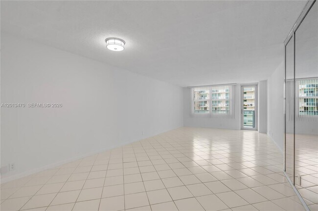 Building Photo - 9511 Collins Ave