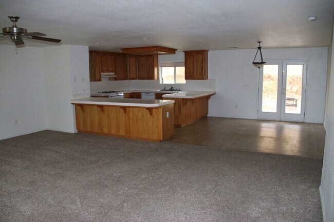 Building Photo - Great home for rent in Exeter