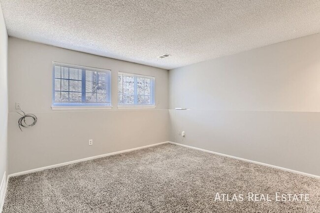 Foto del edificio - 3586 S Ouray St