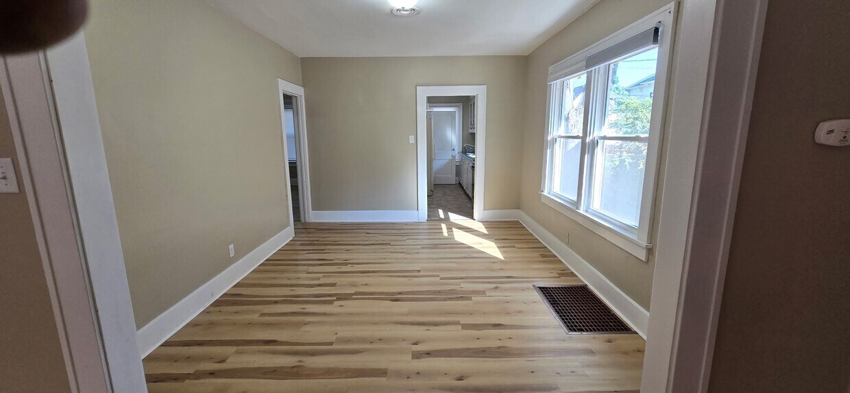 Foto principal - 912 S 3rd St