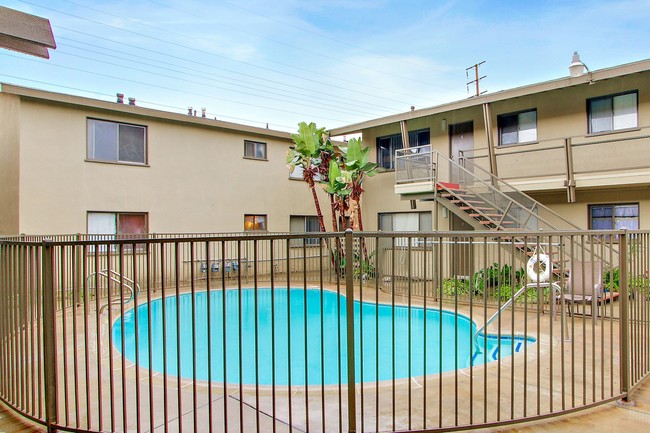 First swimming pool - Glen Haven Apartments