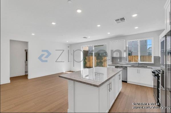 Foto del edificio - 7268 Wishwood Pl