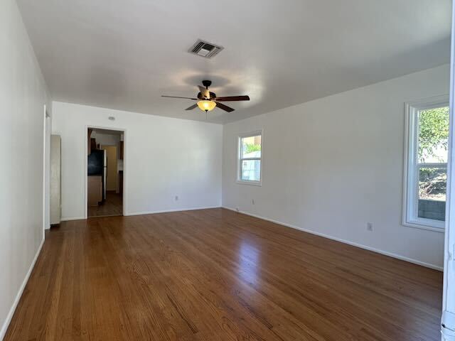 Living room - 6011 Pine Crest Dr