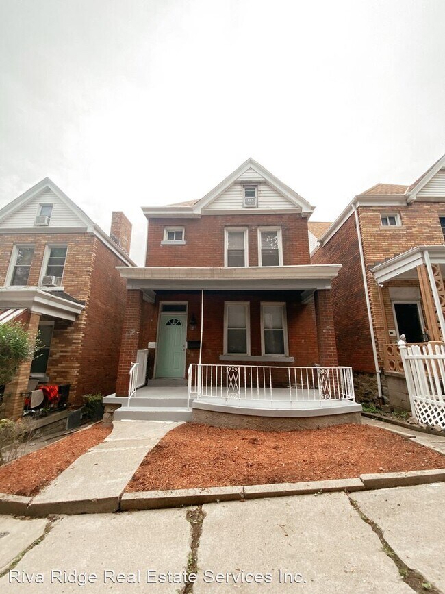 Foto del edificio - 3 br, 1 bath House - 425 Parklow Street
