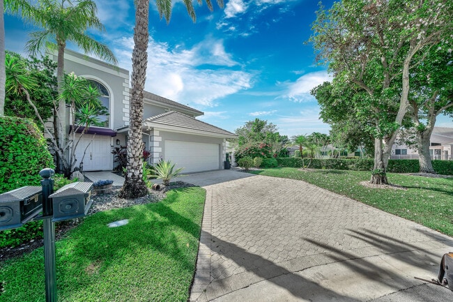 Building Photo - 23281 Butterfly Palm Ct