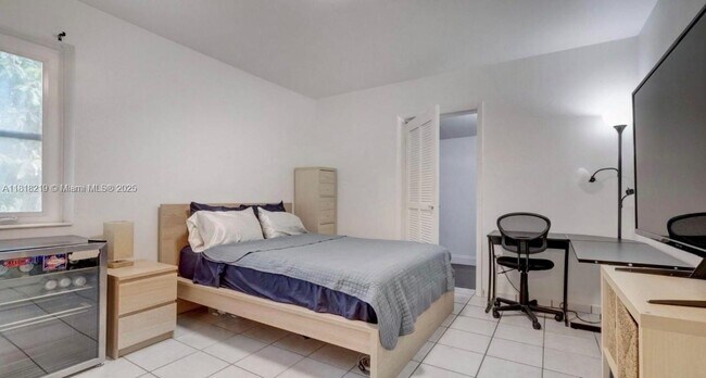 Foto del edificio - 6790 SW 54th St