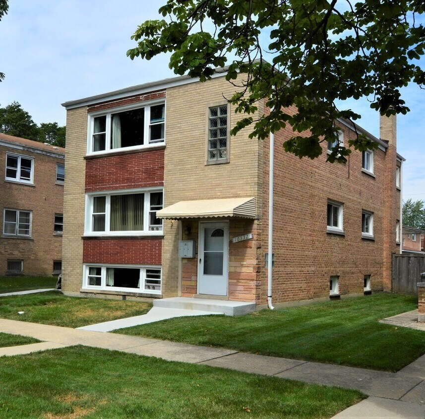10332 Elizabeth St Unit 1, Westchester, IL 60154 Apartments in