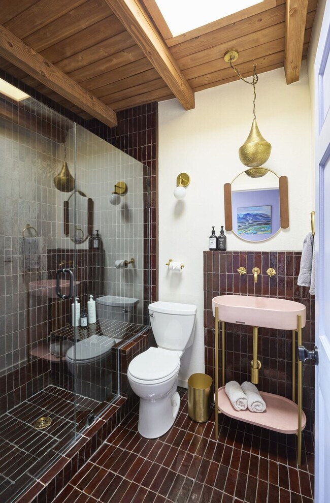 Foto del edificio - 1127 Siler Park Ln